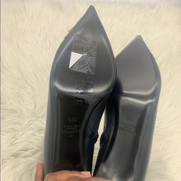 Valentino Garavani | Rockstud Alcove Leather Ankle Boots - Picture 15 of 15